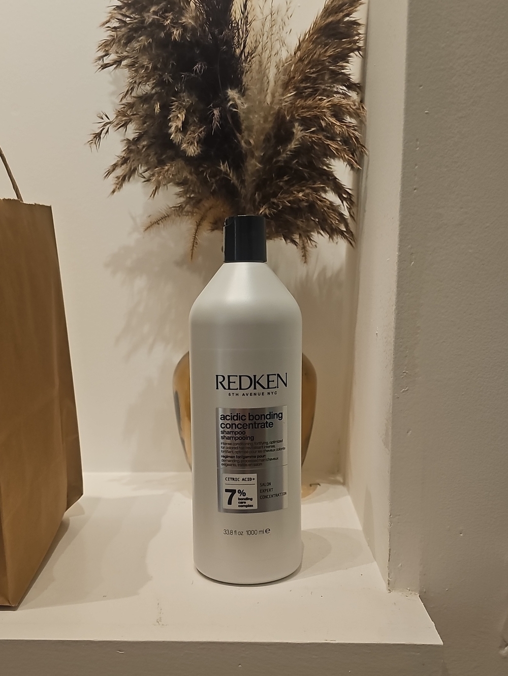 Redken Acidic Bonding Concentrate Shampoo — White Bottle No Offers